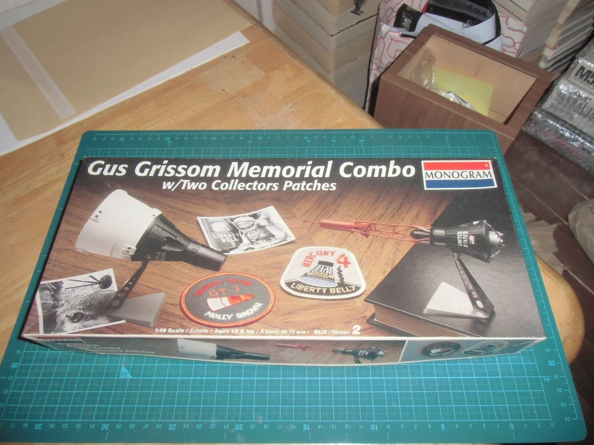 1/48 マーキュリー＆ジェミニ 宇宙船セット　モノグラム MONOGRAM Mercury Gemini Gus Grissom Memorial Combo　宇宙船/ロケット/人工衛星