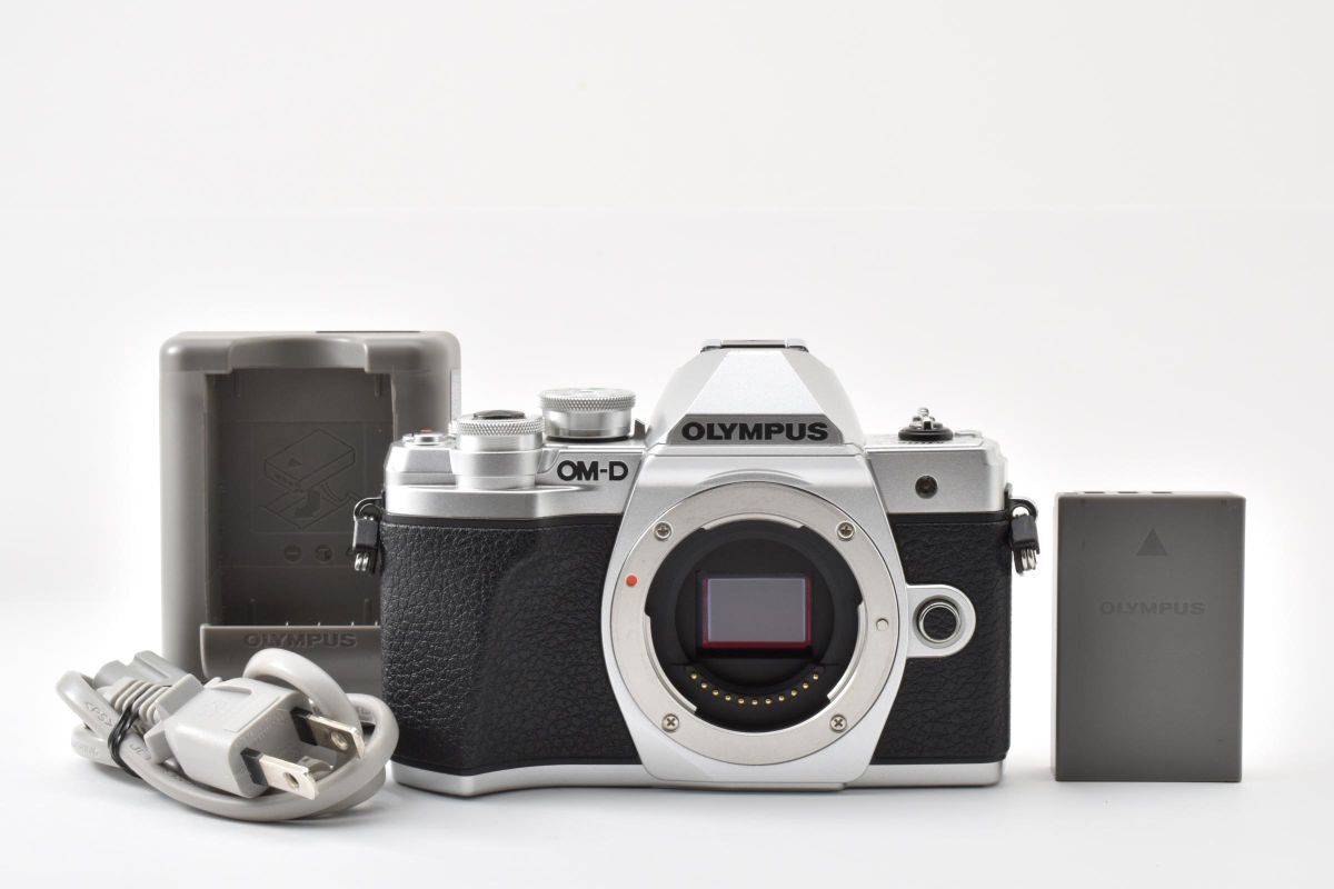★極上品★《ショット数3,810回 》OLYMPUS オリンパス OM-D E-M10 Mark III ボディ シルバー #847W0763024