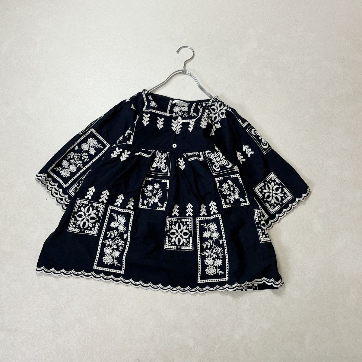 ☆LA MONET ラモネ　総刺繍　カットワーク　ブラウス