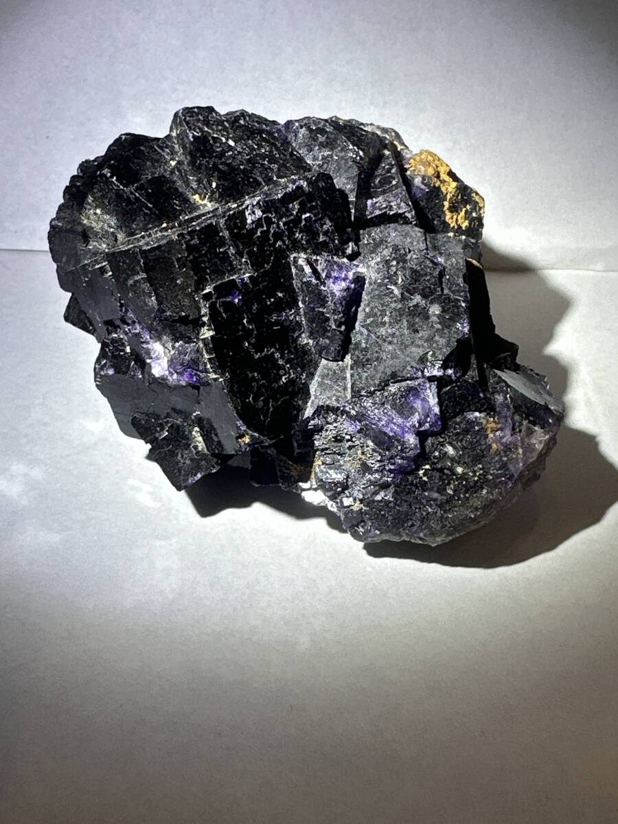 ドイツザクセン州エルツ山地ツェーンタウザント・リッター鉱山（Zehntausend Ritter Mine）で産フローライト原石