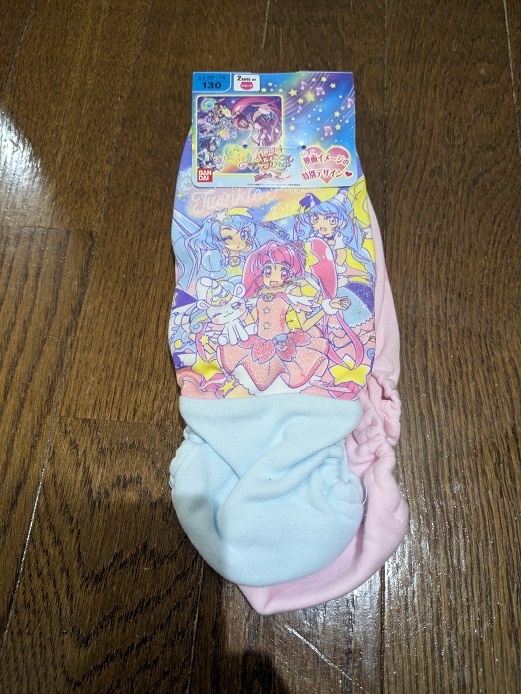 ［新品未使用品］スタートゥインクルプリキュア　映画柄　ショーツ　パンツ　下着　女児　きゃらふる　[送料無料]
