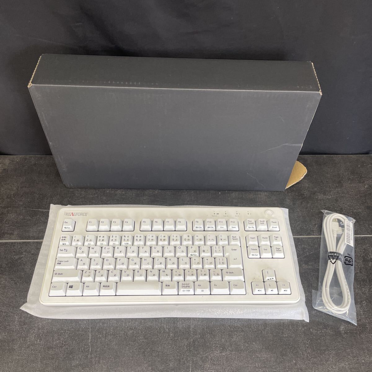 REALFORCE R3 キーボード R3HC21 ホワイト 通電確認済み PC周辺機器 Topre Corporation 1