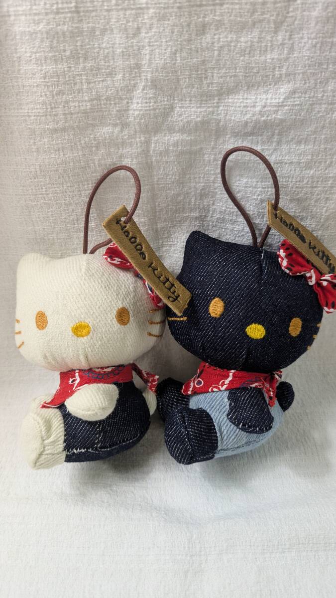 ハローキティ　サンリオ　HelloKitty　ぬいぐるみ　デニムキティ　バンダナ　おすわり　　ホワイト　ブルー　2個セット　2000年