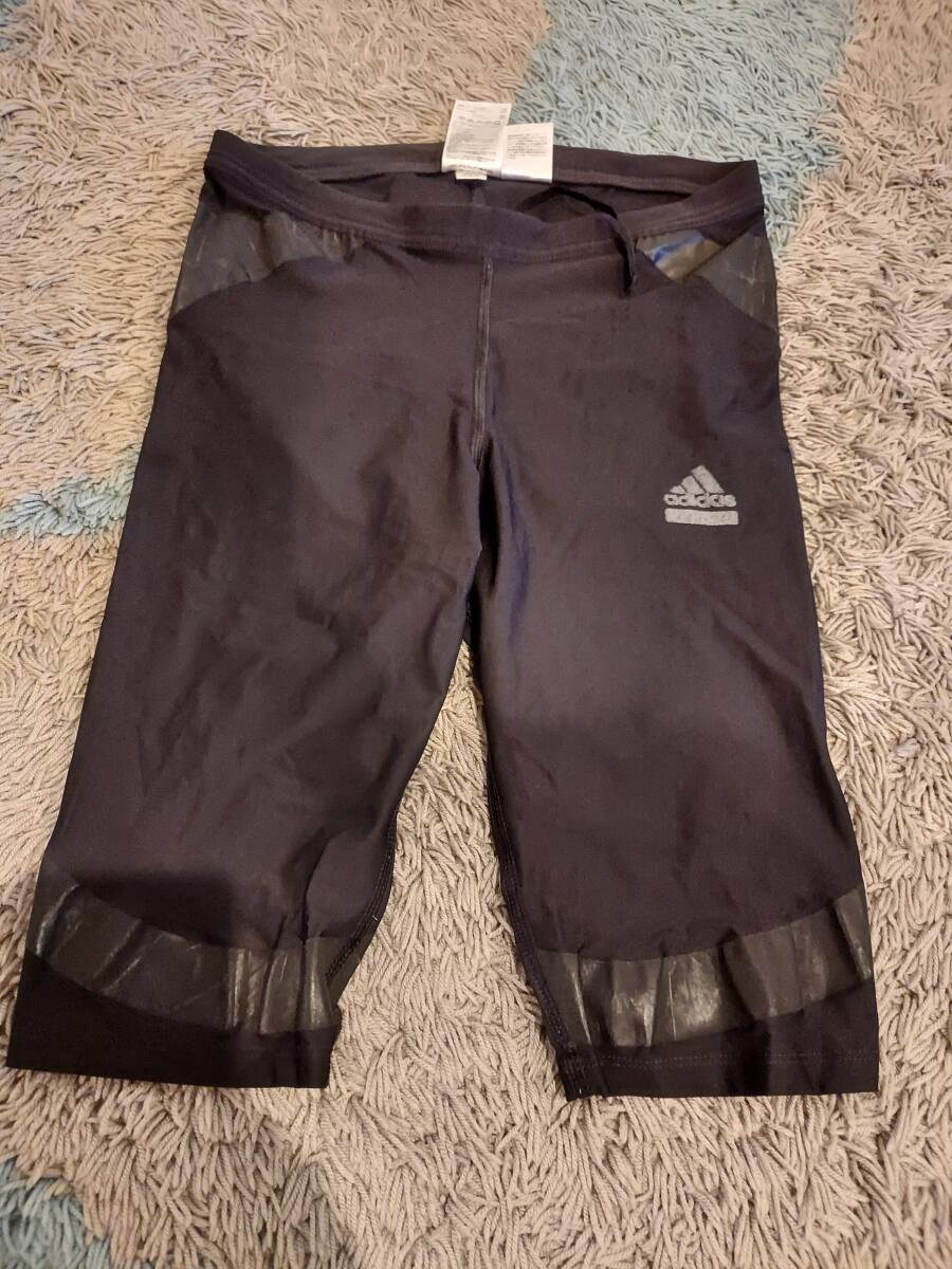 adidas techfit スパッツ　黒　テックフィット