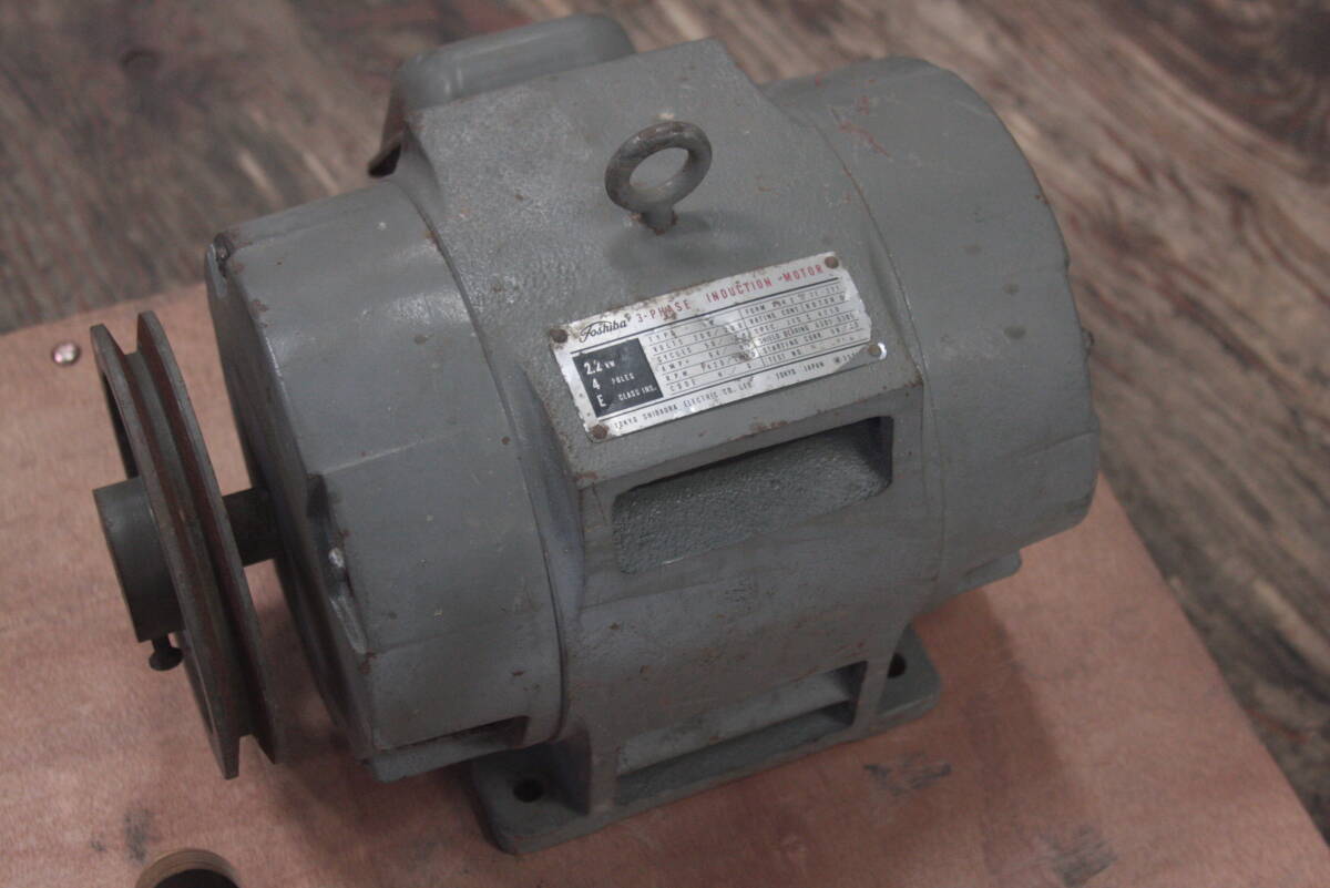 ∇322　東芝 3相　2.2kW・4P・E　三相200V　INDUCTION MOTOR
