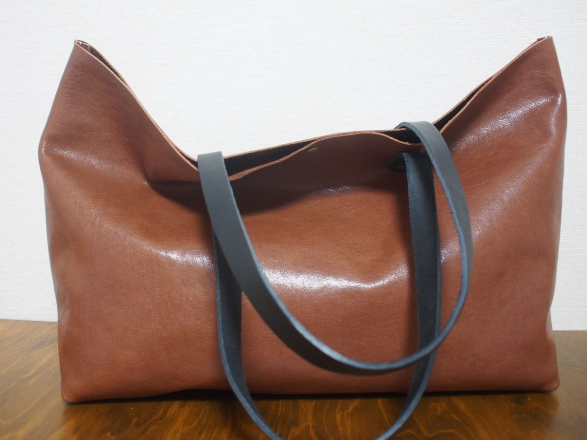 caldoa カルドア 本革 トートバッグ ブラウン A4収納 内ポケット付き 肩掛け おしゃれ 上品 カジュアル ビジネスBTトートバッグ BR 809