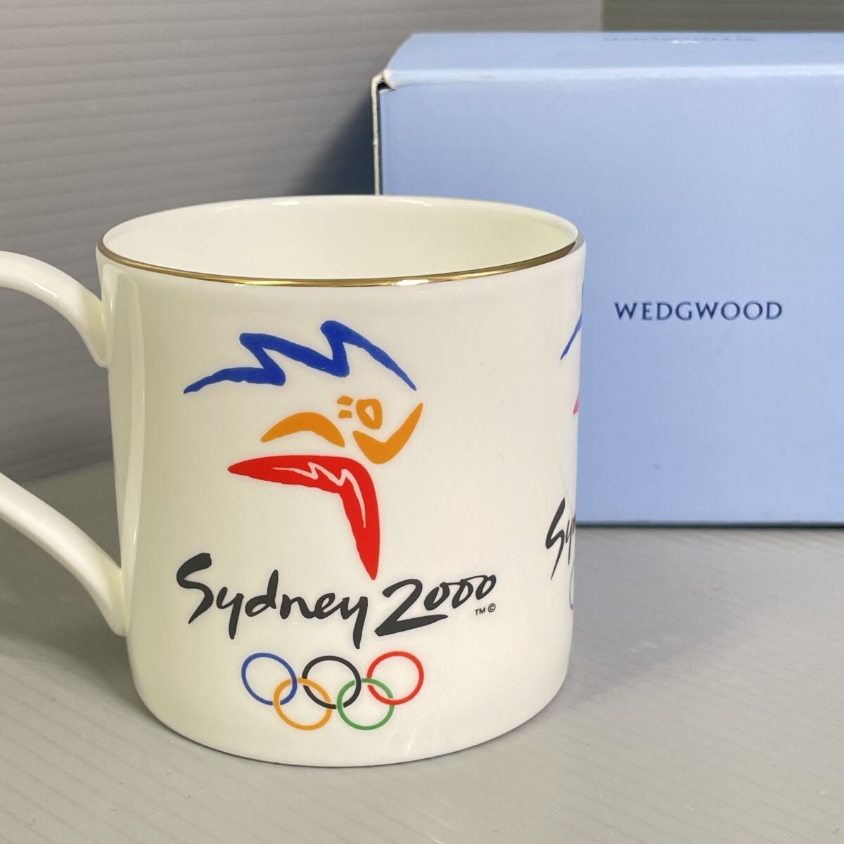 6b25★1000円～★美品 WEDG WOOD シドニーオリンピック 2000 マグカップ ウェッジウッド 整理品 住まい インテリア キッチン 食器 ブランド