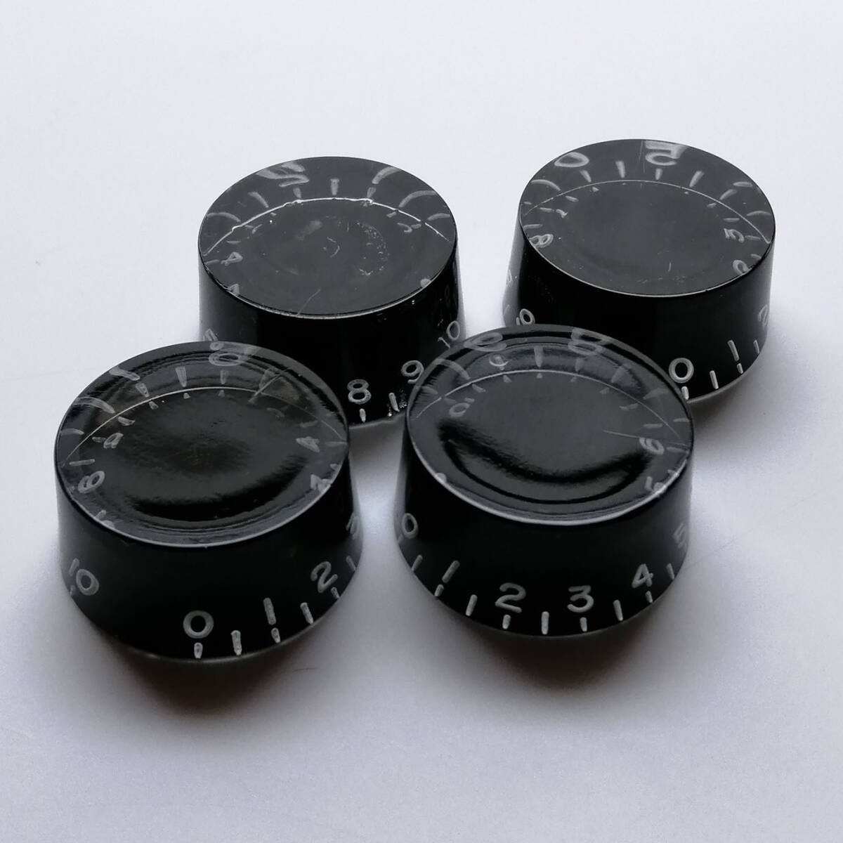 スピードノブ ミリ 黒色 ４個 送料無料