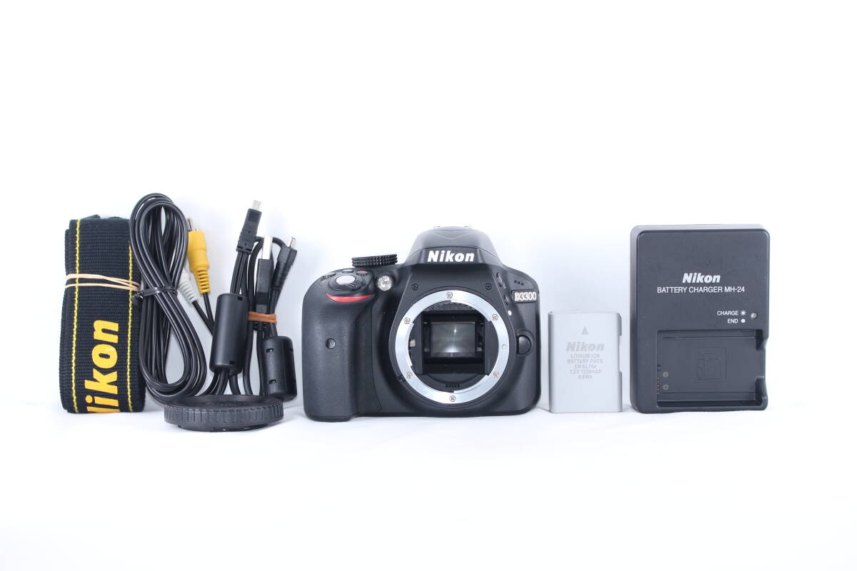 ★極上美品★ニコン NIKON D3300 ボディ ★完動★#Z465