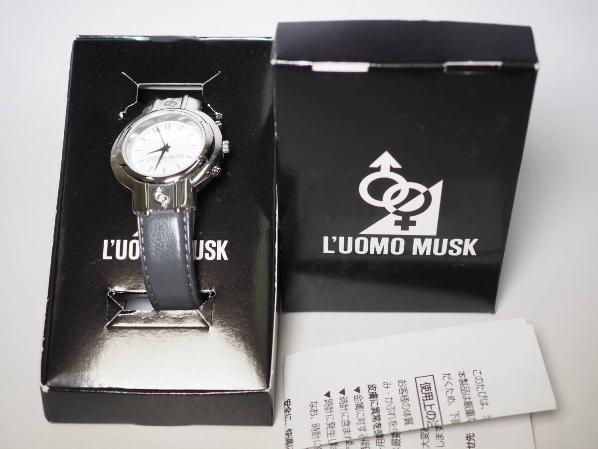 ”L'UOMO MUSK” Men's Watch”ムスク” 男性用腕時計 専用ケース入り