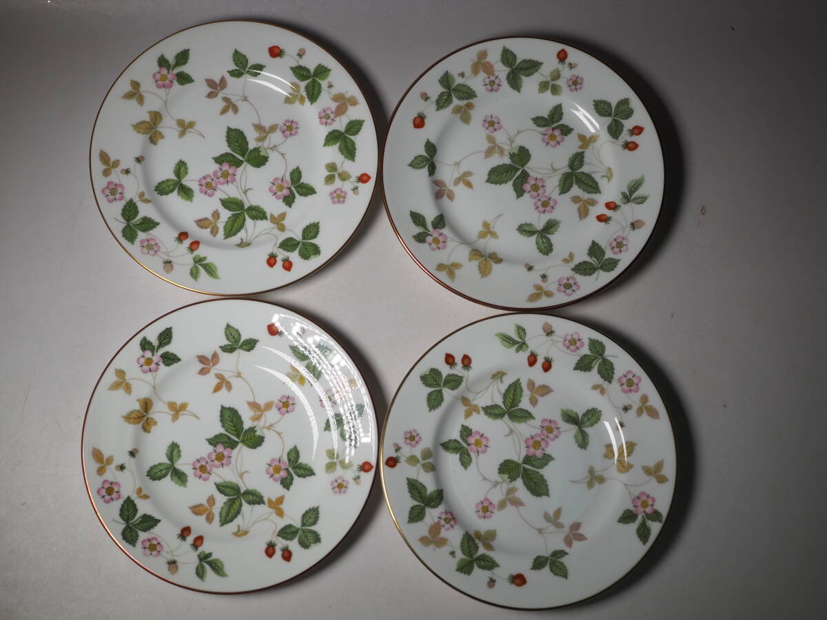 WEDGWOOD ウエッジウッド WILD STRAWBERRY ワイルドストロベリー　ケーキ皿　4点セット 未使用