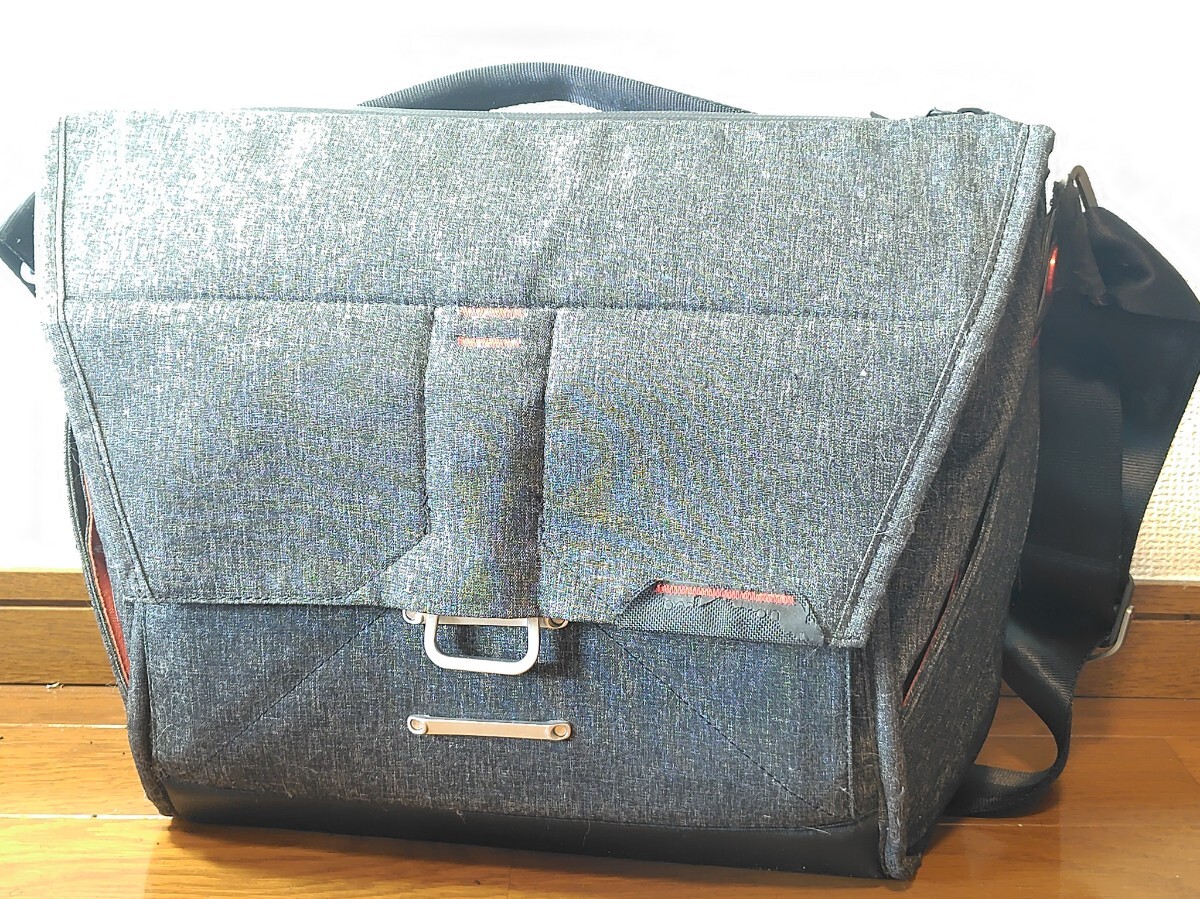 ★美品★Peak Design ピークデザイン everyday MESSENGER 13 #A611