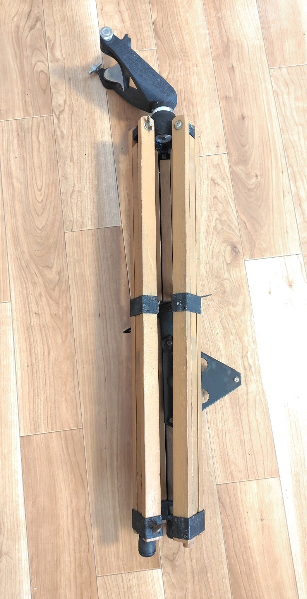 ★美品★木製三脚 測量機器用 天体望遠鏡用 測量用三脚 観測用 レトロ アンティーク ディスプレイ 当時物 土木 測量工具 現状品 # A633