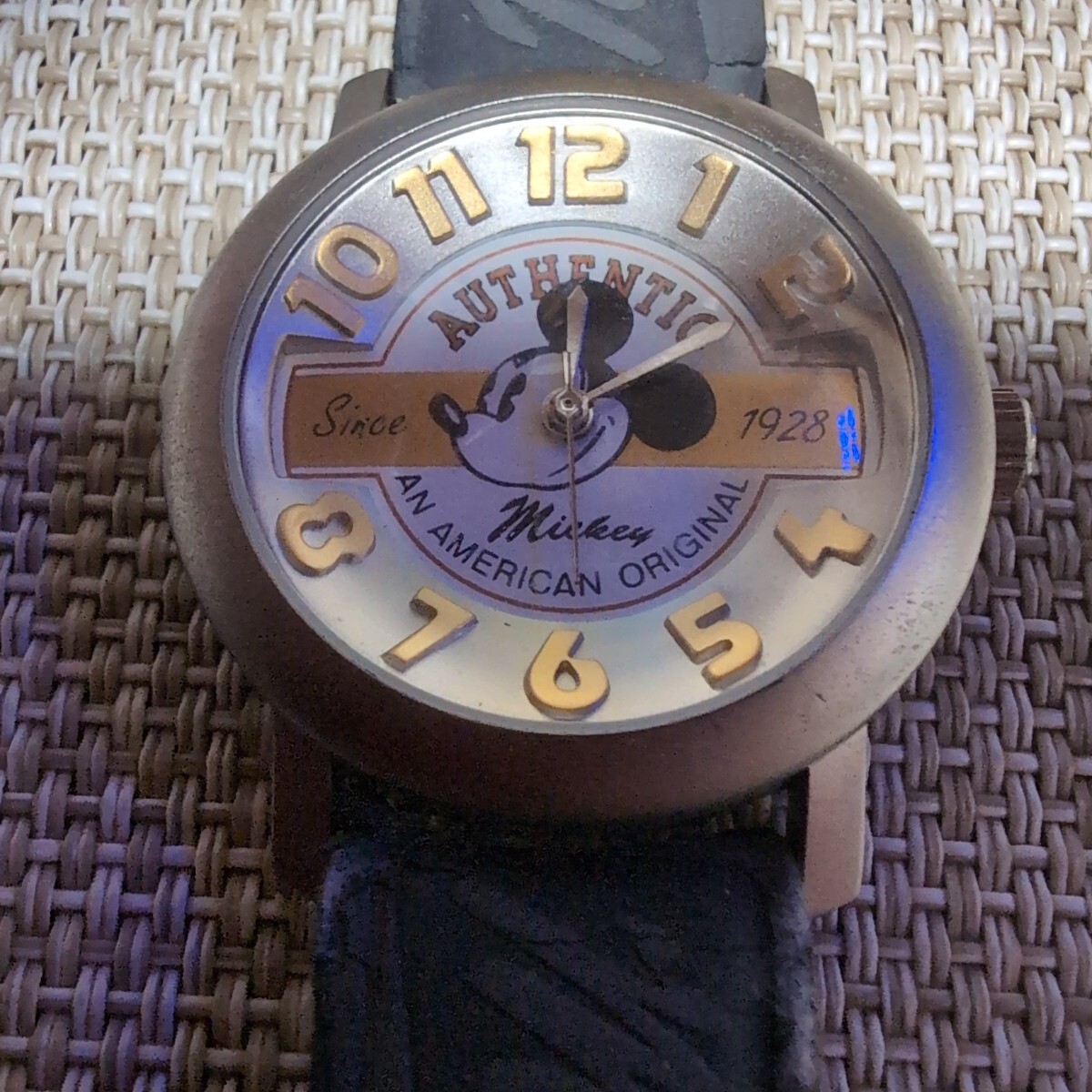 ミッキーマウス 腕時計 AUTHENTIC AN AMERICAN ORIGINAL Since 1928