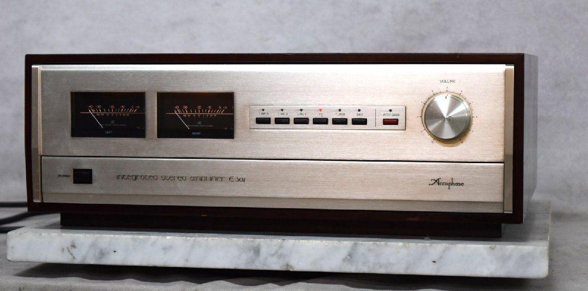 【J】ACCUPHASE E-302 プリメインアンプ アキュフェーズ 2608670