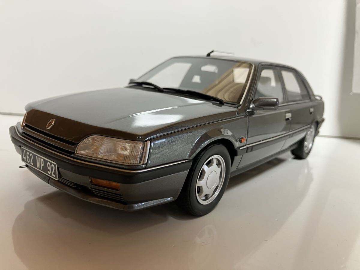オットー　ルノー　OttO mobile 1/18scale Renault R25 V6i ミニカー　　1/18 京商 完成品