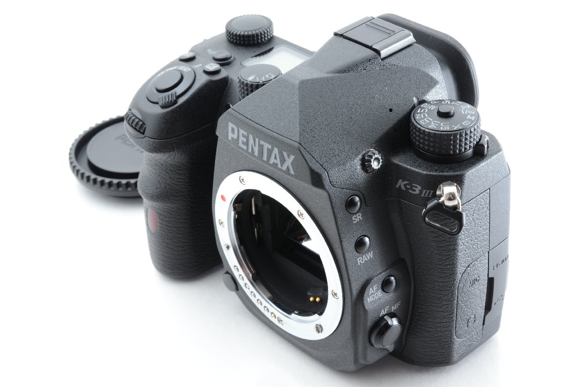 #C587 ★ショット数”１６２０”回 新品級！★PENTAX K-3 Mark III Monochrome ボディキット ペンタックス マークⅢ マーク３