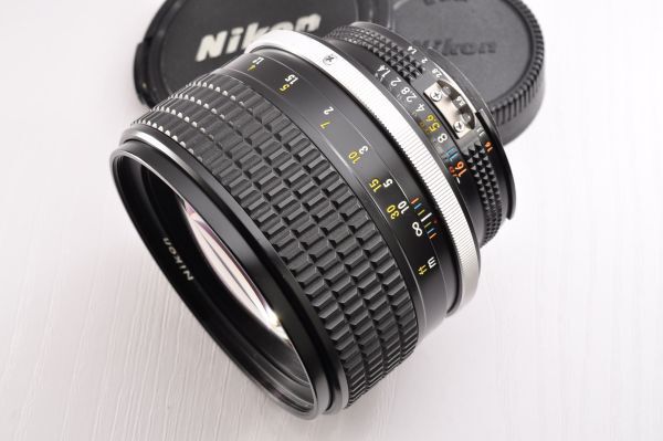Nikon Ai-S NIKKOR 85mm F1.4　85/1:1.4　ニコン　AISニッコール　MFレンズ　#3043