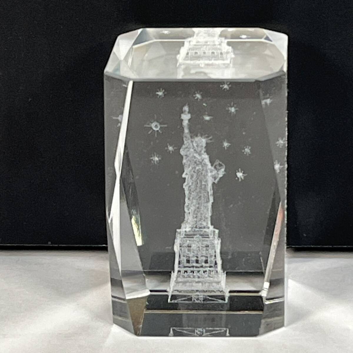 T) NEW YORK ニューヨーク 自由の女神 クリスタルガラス ミニチュア オブジェ 置物 3Dクリスタル 3Dレーザー彫刻 T8G2530 