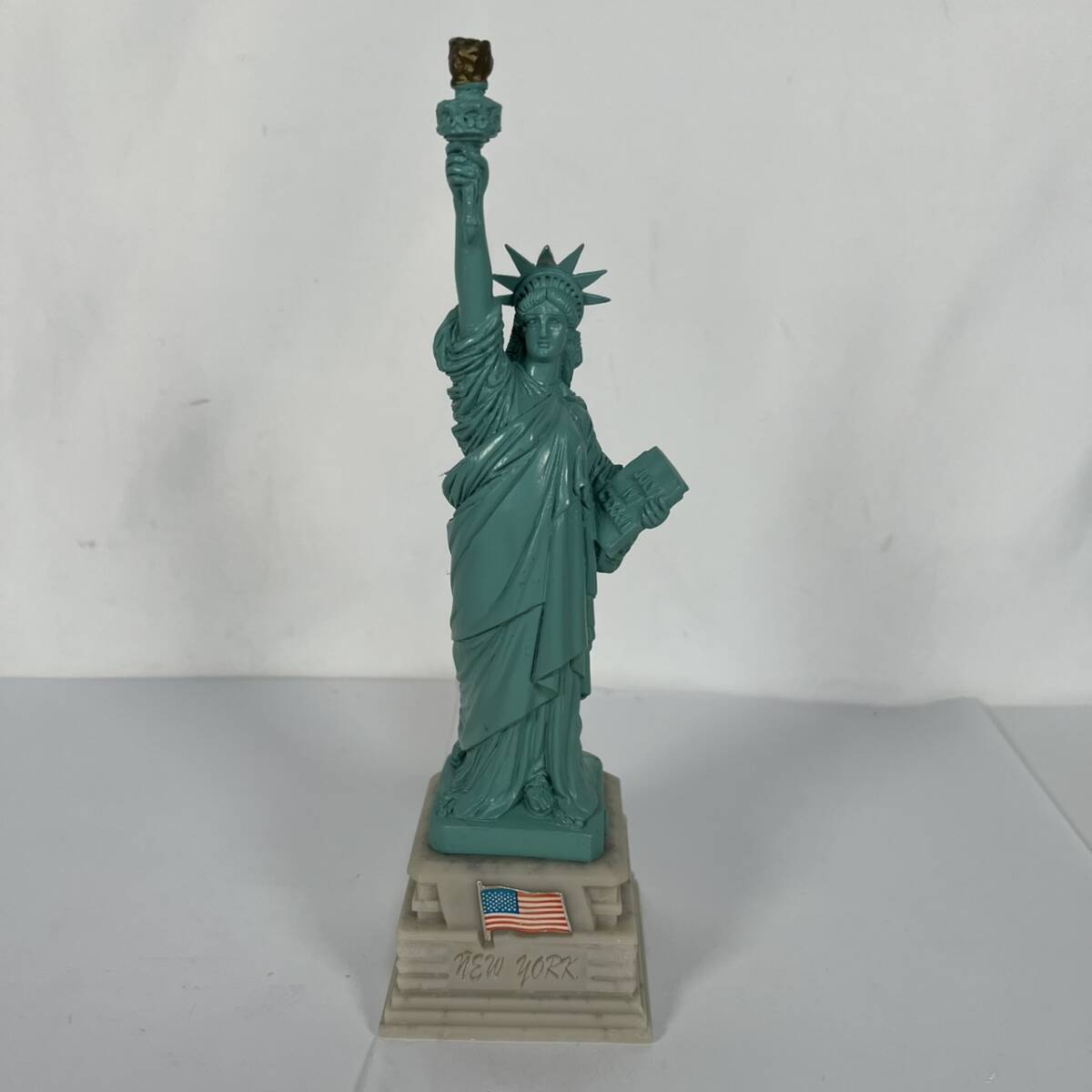 T) NEW YORK ニューヨーク 自由の女神 像 置物 インテリア オブジェ アメリカ製 T8G2701 