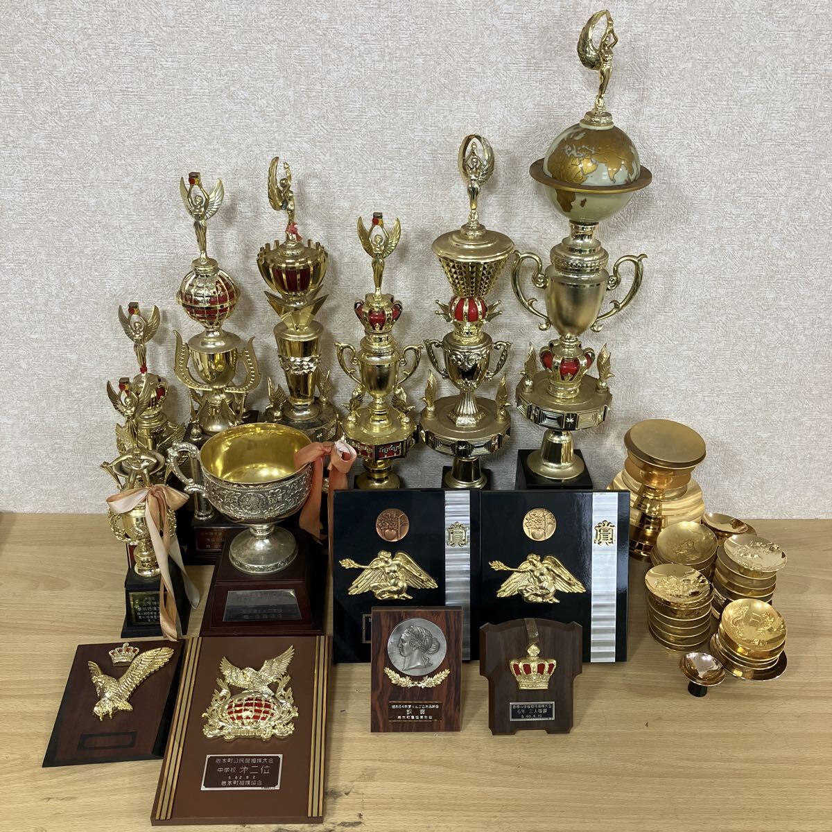 金杯 金盃 他 大量 セット 24K GP 金メッキ トロフィー トロフィーカップ 表彰楯 まとめて 59点 総重量 約10.6kg 8 サ 9925