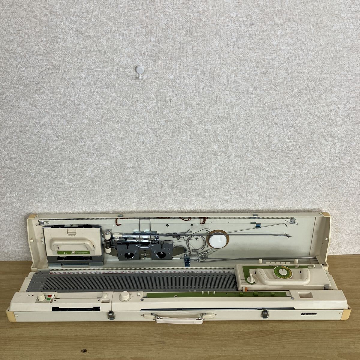 BROTHER ブラザー ブラザー編み機 KH-881 palie8 パリエ8 編み機 編機 編み物 編物 ハンドクラフト 手芸 手工芸 昭和レトロ 8 サ 9939