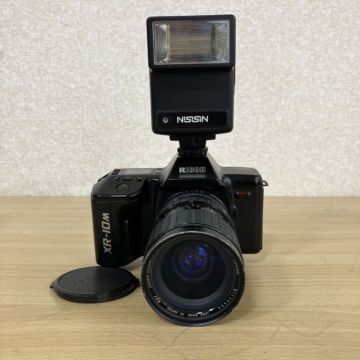 RICOH リコー XR-10M レンズ 1:3.5-4.5 f=28-80mm フィルムカメラ 一眼レフカメラ ストロボ NISSIN 26 T付き 8 サ カ 2766
