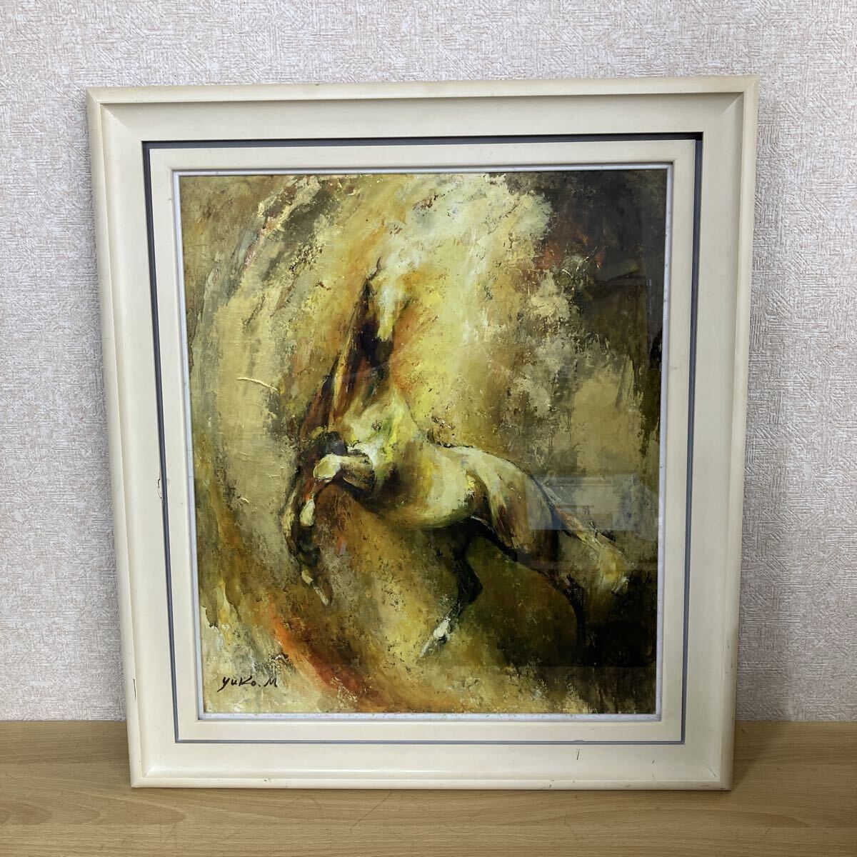 真作 三浦裕子 「勇」 油絵 油彩 馬 額装 額縁 インテリア 額付絵画 絵画 動物画 8 サ カ 2769