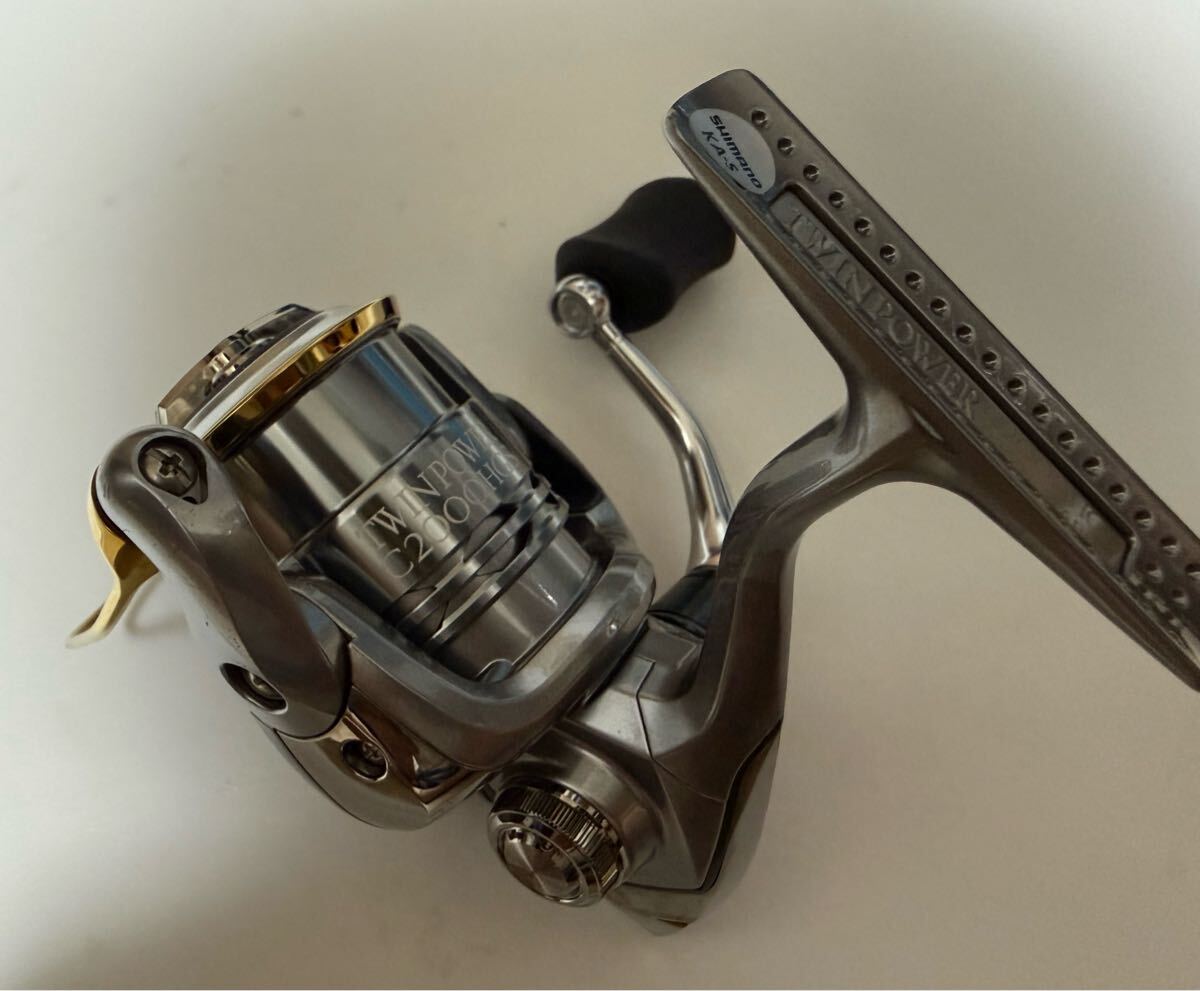 シマノ 11 ツインパワー C2000HGS 日本製♪ 美品 SHIMANO TWINPOWER C2000HGS アジング メバリング
