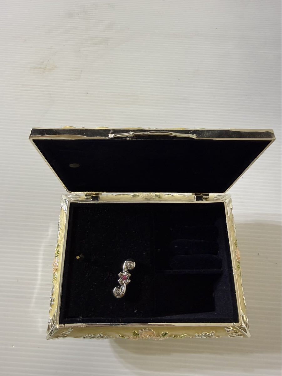 ジュエリーボックス アクセサリーケース オルゴール 小物入れ 花柄 脚付き インテリア 収納 中古