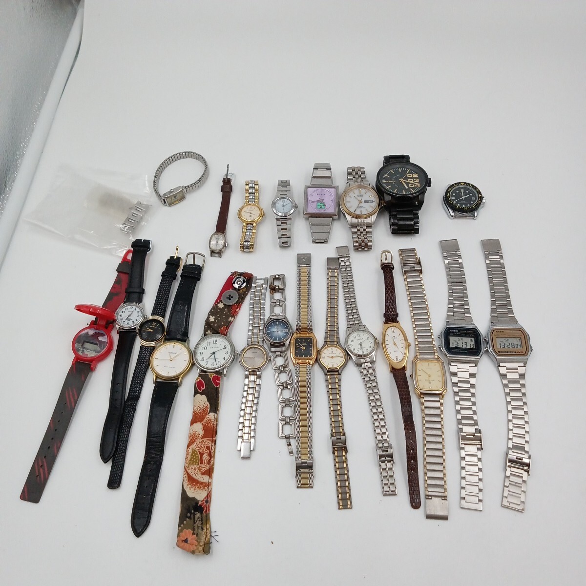 F 腕時計 20個以上 まとめ売り CASIO SEIKO CITIZEN ALBA TELVA 等 動作未確認