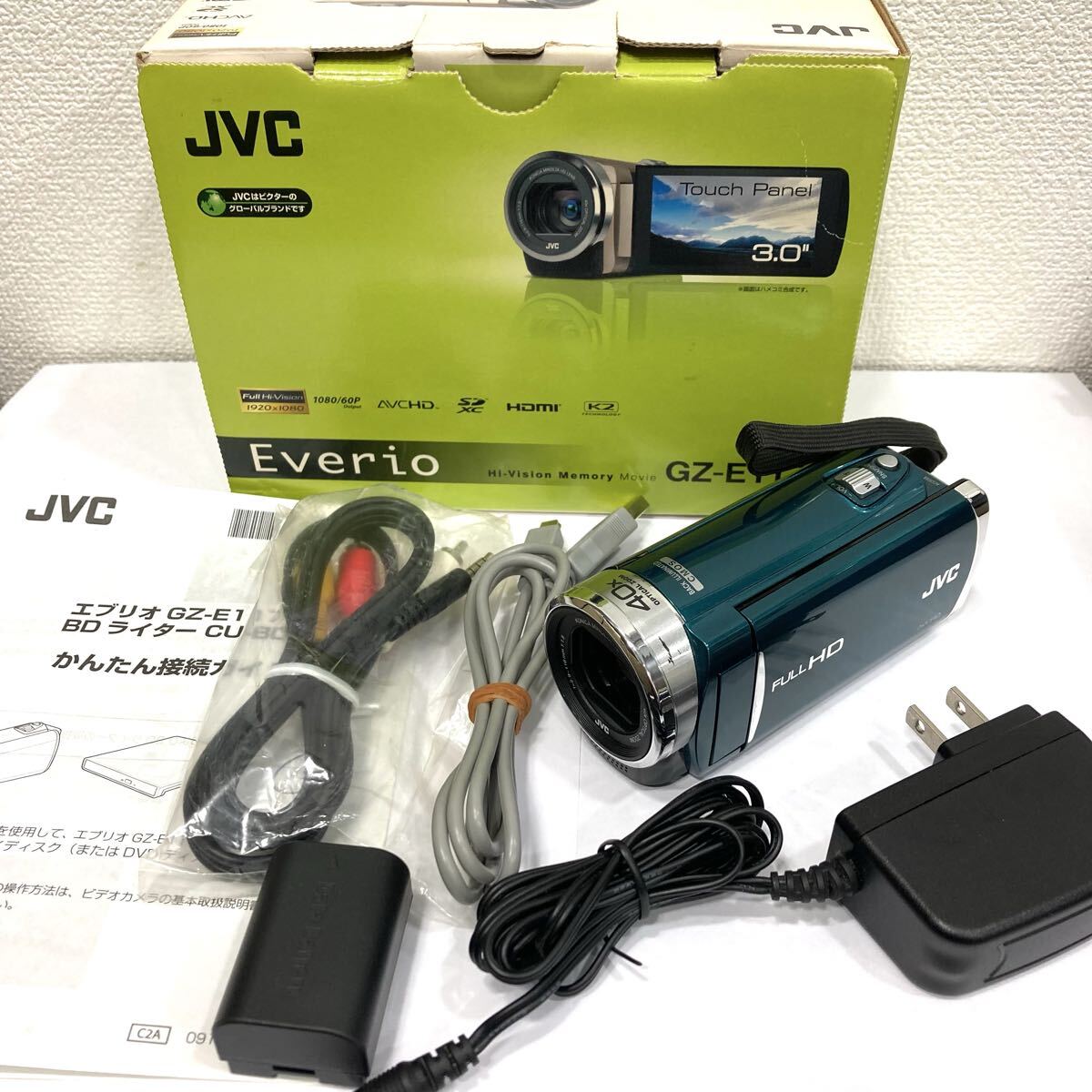 TA★1円～ 中古品 デジタルビデオカメラ JVC ビクター Everio エブリオ GZ-E117-G 箱付き 簡易動作確認済み