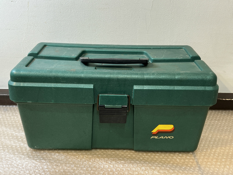 現状品 PLANO プラノ オールド タックルボックス 緑 W47.5×D26×H23cm程 釣り用品 ビンテージ BOX 現状渡し
