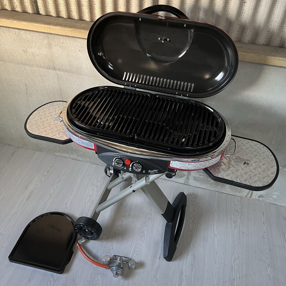 δ Coleman ロードトリップグリル LXE-J II 2000017066 LPガス BBQグリル バーベキューコンロ 現状品 直接引き取り大歓迎 送料Bランク