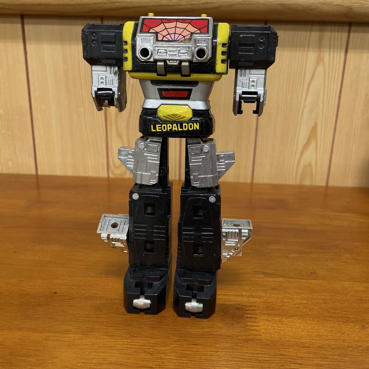 な7164 DX超合金 GA-90 レオパルドン　スパイダーマン　巨大ロボット　胸部　蜘蛛の巣　マーク　当時物 昭和レトロ フィギュア 超合金