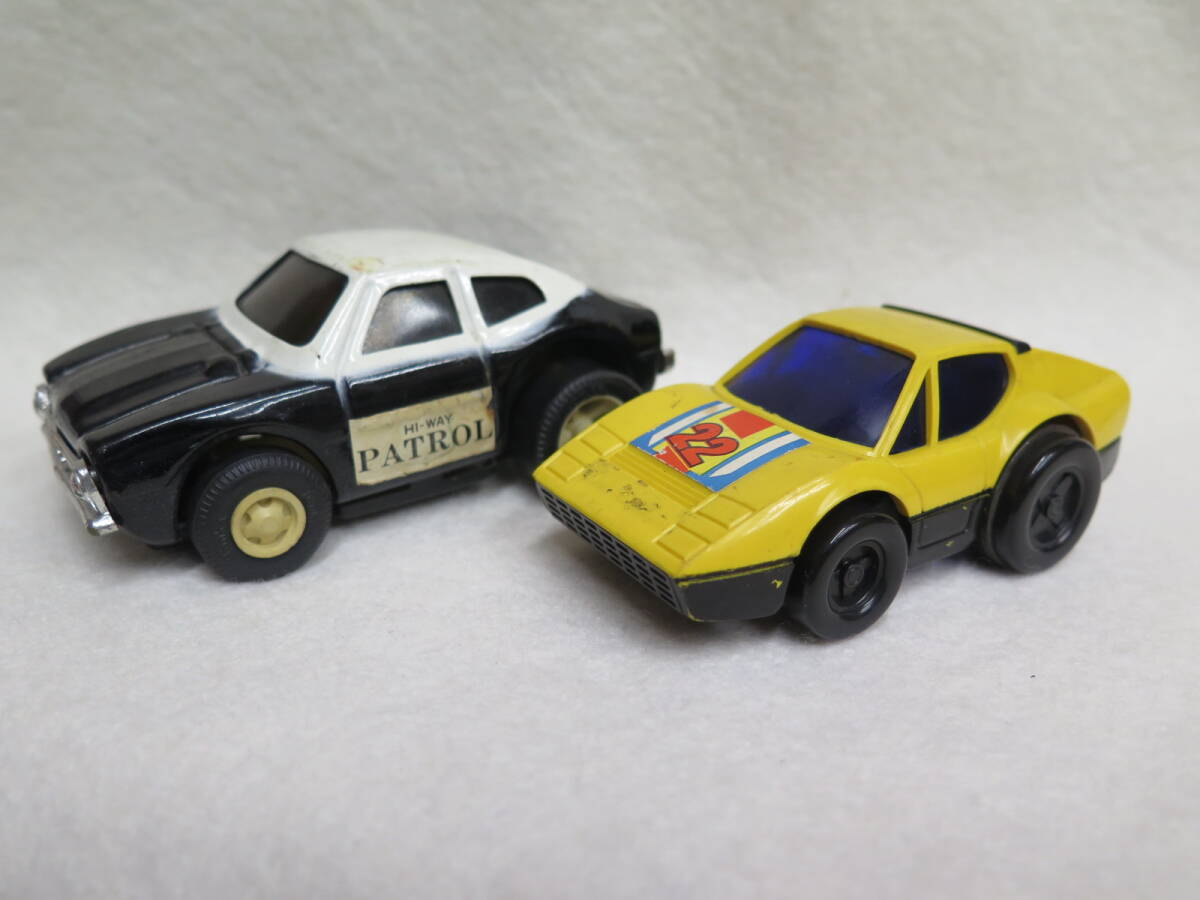 ヴィンテージ　ミニカー　2台まとめて　「Tonka　トンカ　パトカー」　「野村トーイ　マグネットモー　フェラーリ」