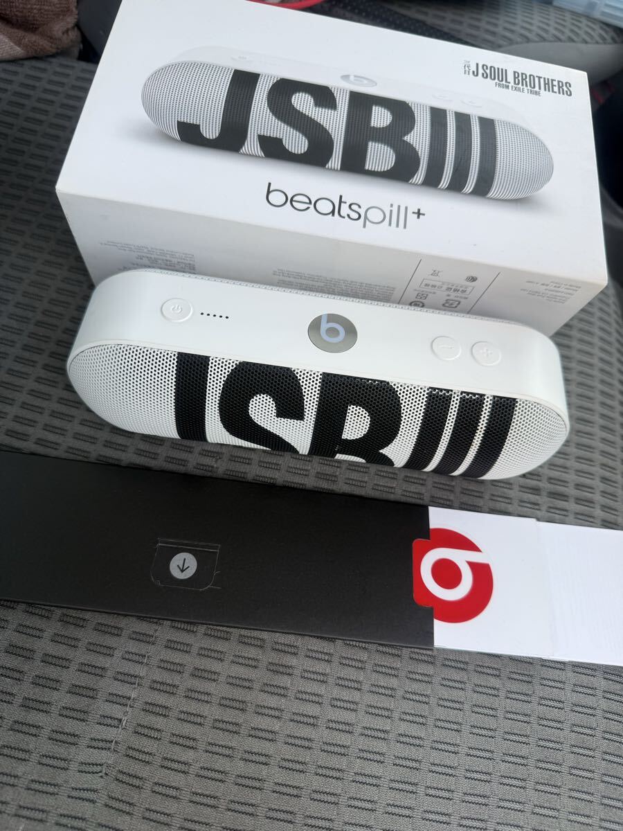 9. 三代目 J SOUL BROTHERS コラボ　Beats Pill+ ワイヤレススピーカー　充電器がない為動作未確認