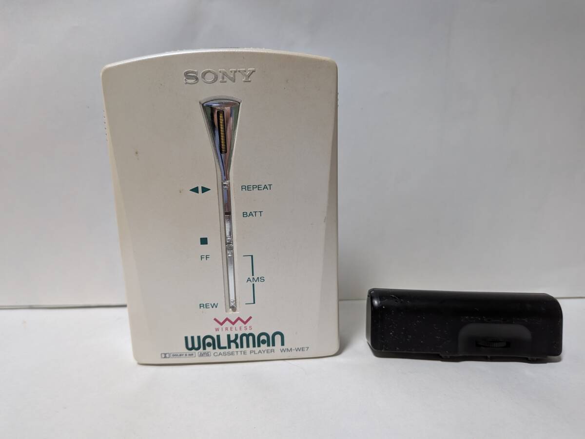 SONY WALKMAN ウォークマン　WM-WE7　ホワイト　通電可　ジャンク品