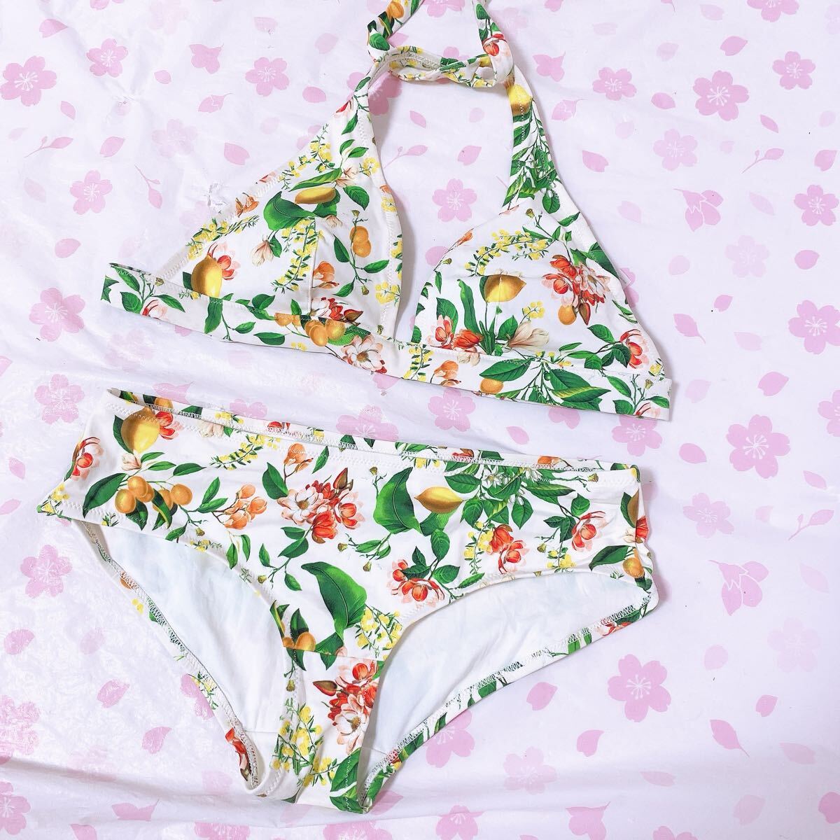223 ギャル系　ビキニ　スイムウエア　整理品　水着　ハイレグ グランドル