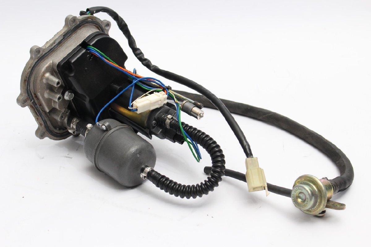 アプリリア　トゥオーノ1000Rファクトリー◆フューエルポンプ◆ZD4RRX0057S000