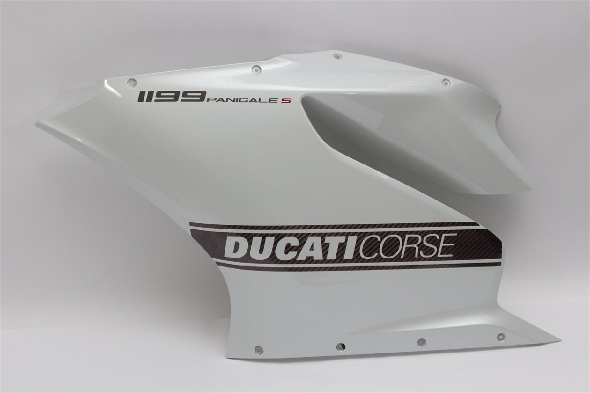 DUCATI　1199パニガーレS　2012年◆サイドカウル　左◆ZDMH802JACB010