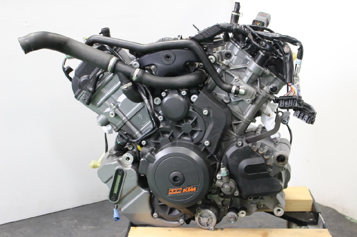 KTM 1290スーパーデュークGT◆エンジン◆VBKV69406JM981