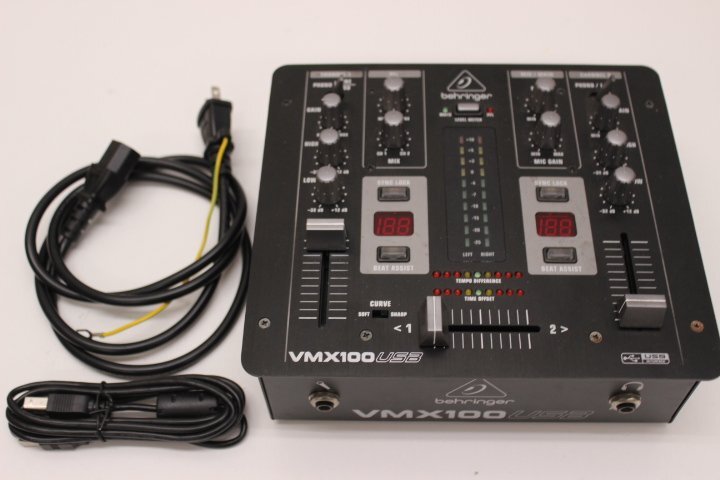 ○動作未確認 BEHRINGER DJ ミキサー VMX100 USB【現状渡し・ジャンク扱い】 ベリンガー DJ 機器 オーディオ 機材 音響機器 PRO MIXER