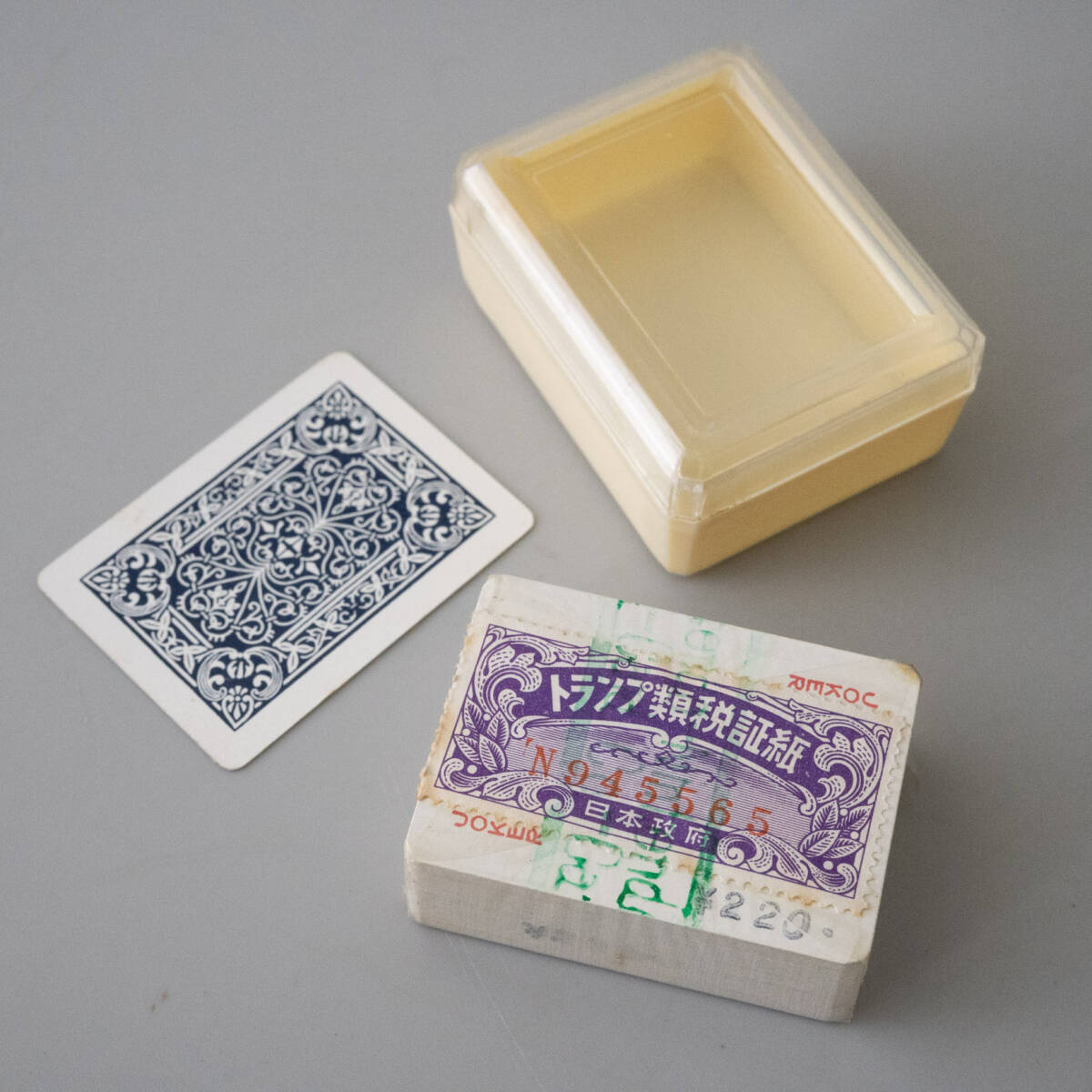 未開封 当時物 ミニトランプ 約4.5cm 任天堂 トランプ 証紙付き 昭和レトロ nintendo PLAYING CARDS ニンテンドウ コレクション