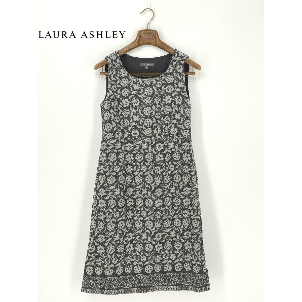 A8797/美品 春夏 LAURA ASHLEY ローラアシュレイ ウール ノースリーブ 花柄 総柄 Aライン 膝丈 ミモレ丈 ワンピース 9 M程 灰色 グレー