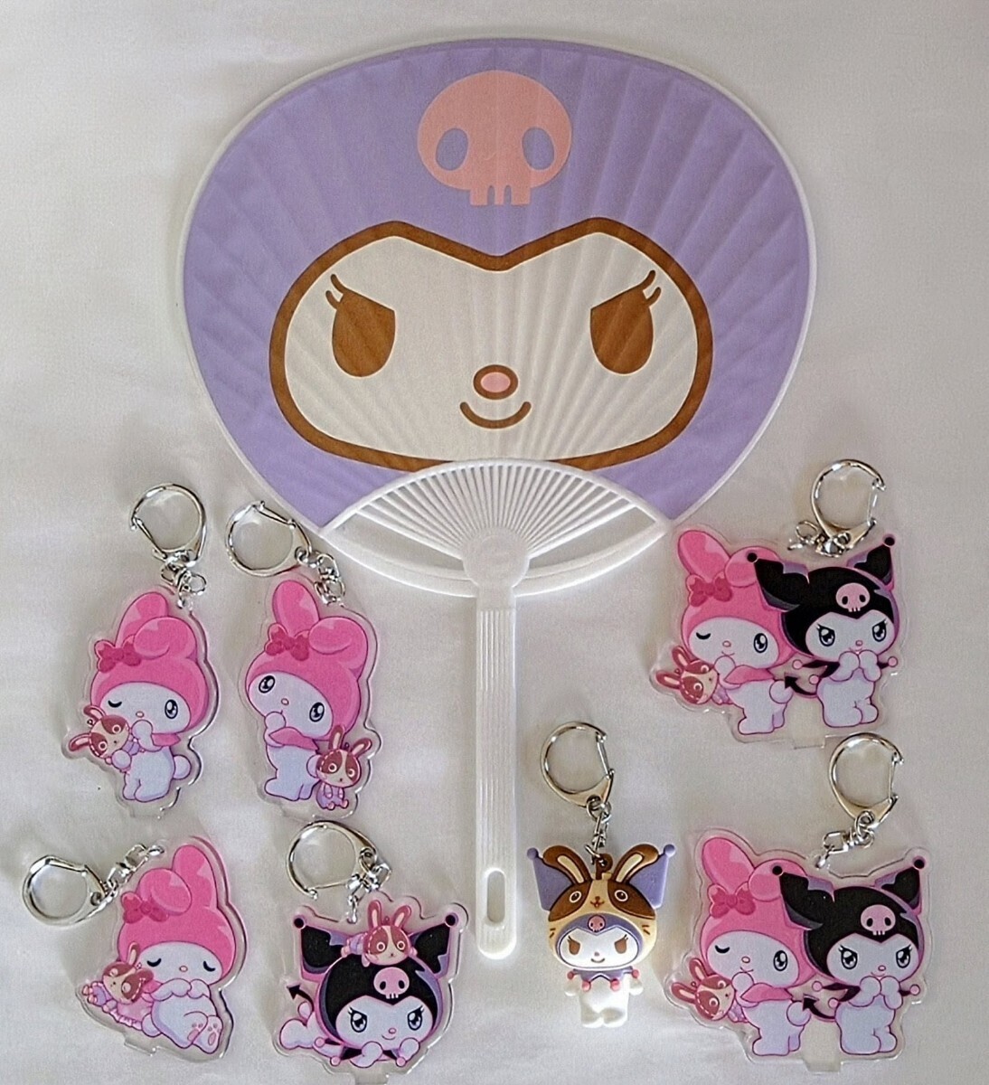 マイメロディ クロミ 宇佐美 オリジナルコラボ アクリルキーホルダー 6個 ＆ クロミ立体ラバーキーホルダー ＆ クロミうちわ セット