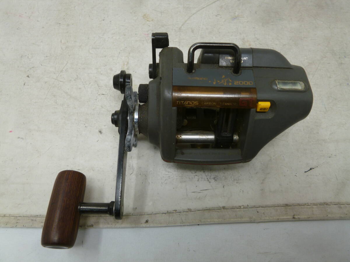 中古ジャンク SHIMANO シマノ 小船 GT2000 リール [M-328] 送料無料(北海道・沖縄・離島・佐川急便中継料金がかかる地域は除く)