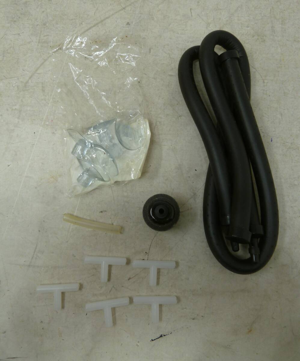 現状品 ワイヤー2本 吸盤等 用途不明 [M-257] 送料無料(北海道・沖縄・離島・佐川急便中継料金がかかる地域は除く)