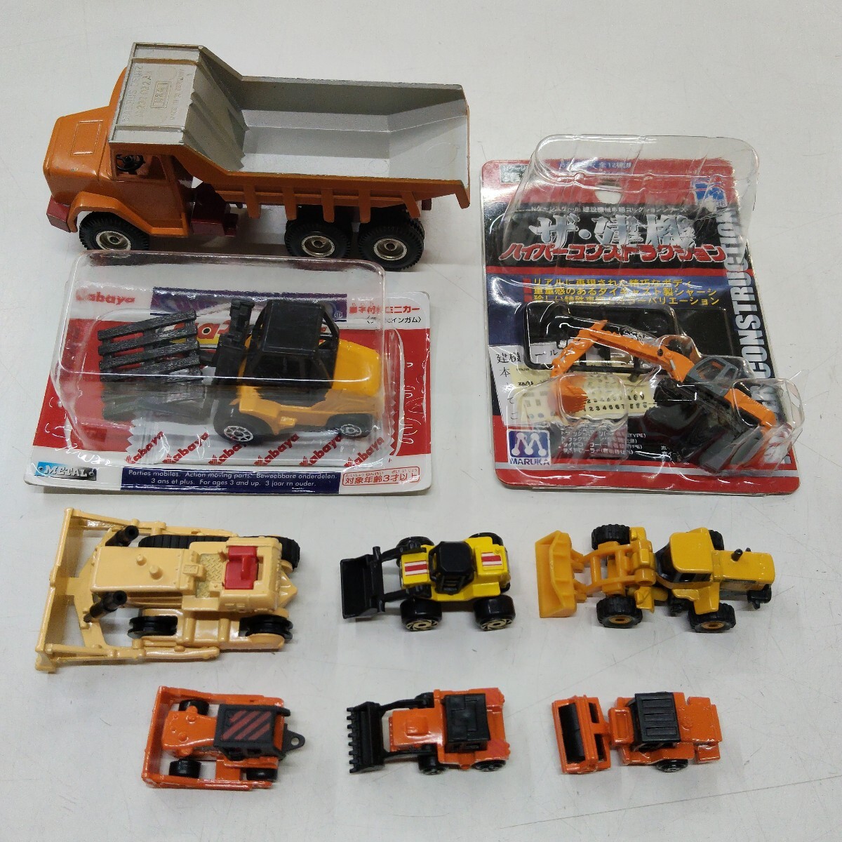 k0805-2 ミニカーまとめてセット /ダンプ/ショベルカー/フォークリフト/フォイルローダー/ブルドーザー/建設機械/建機/作業車/働く車