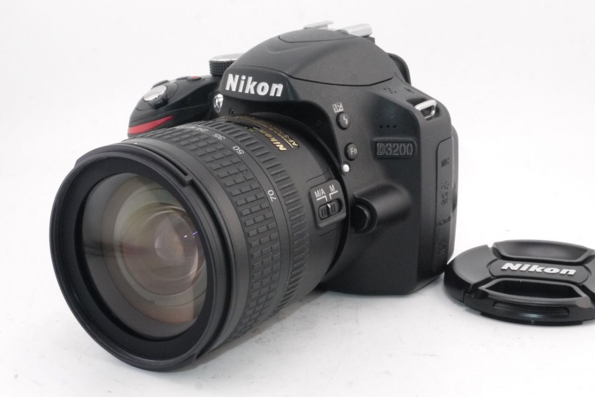 ニコン NIKON D3200 ＋ AF-S NIKKOR 18-70mm F3.5-4.5G ED ボディレンズセット #2974 #5511